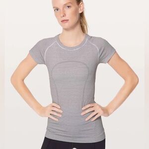 Lululemon Swiftly Tech Short-Sleeve Shirt / Size: 8 / Color: White Black Stripe